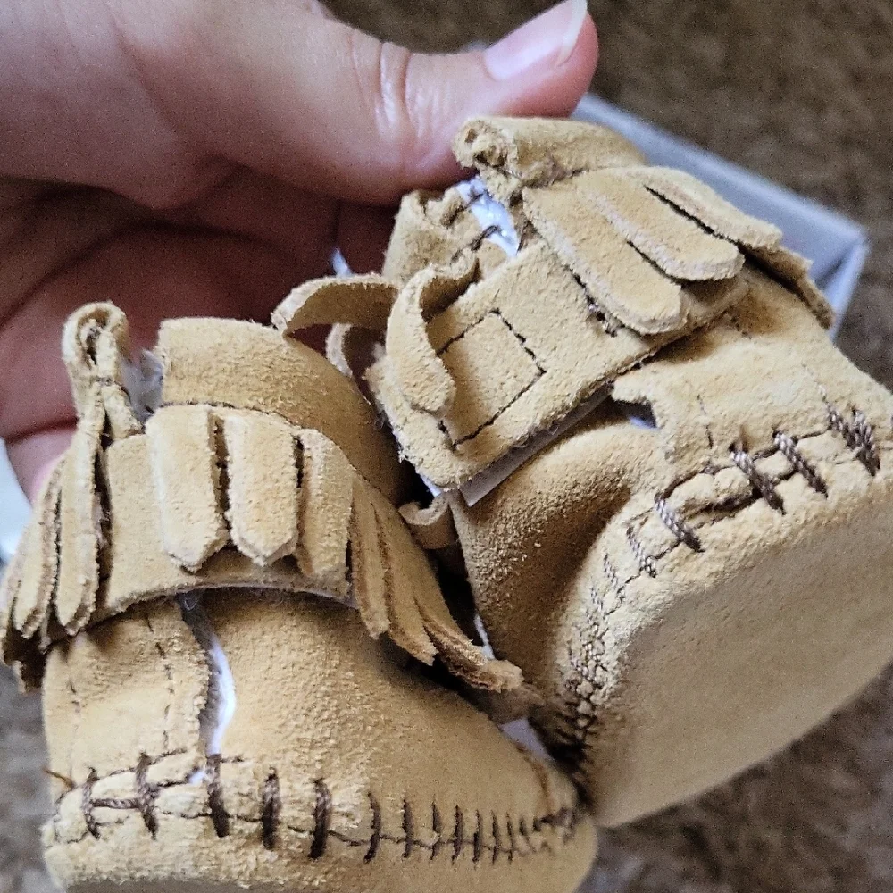 Minnetonka Kids Tan Suede Fringe Moccasins with Topstitch